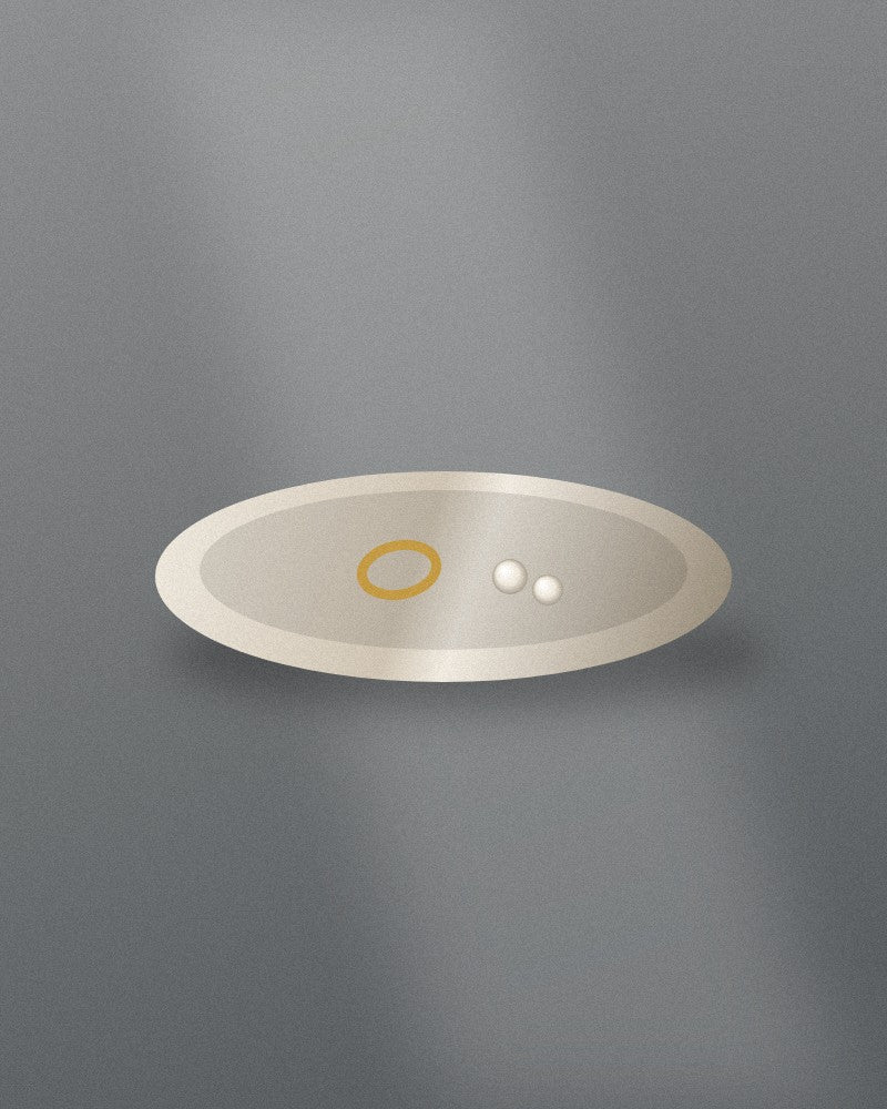 Shallow dish for rings